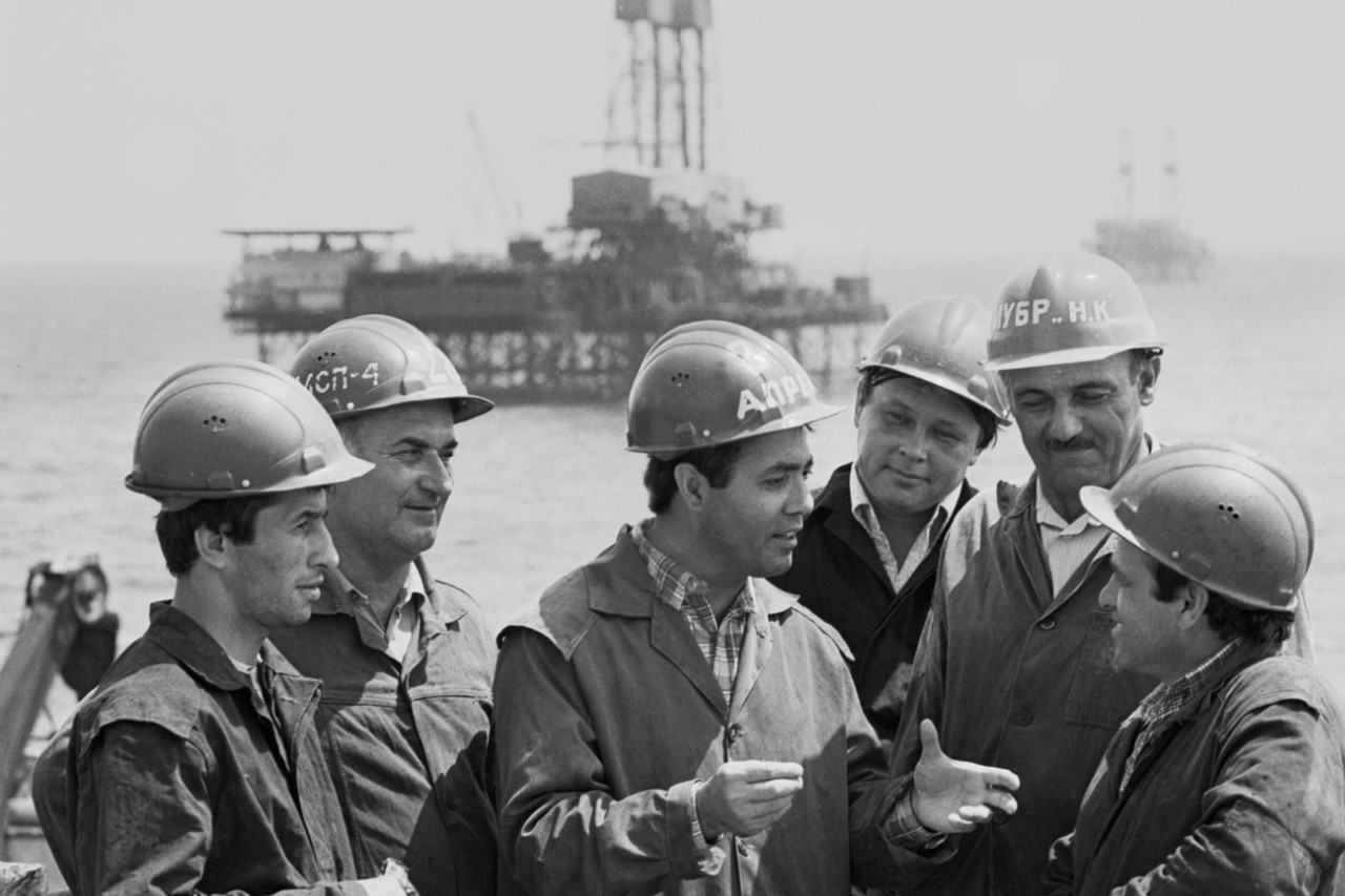 День нефтяника 6 сентября 2026: дата, история и традиции праздника