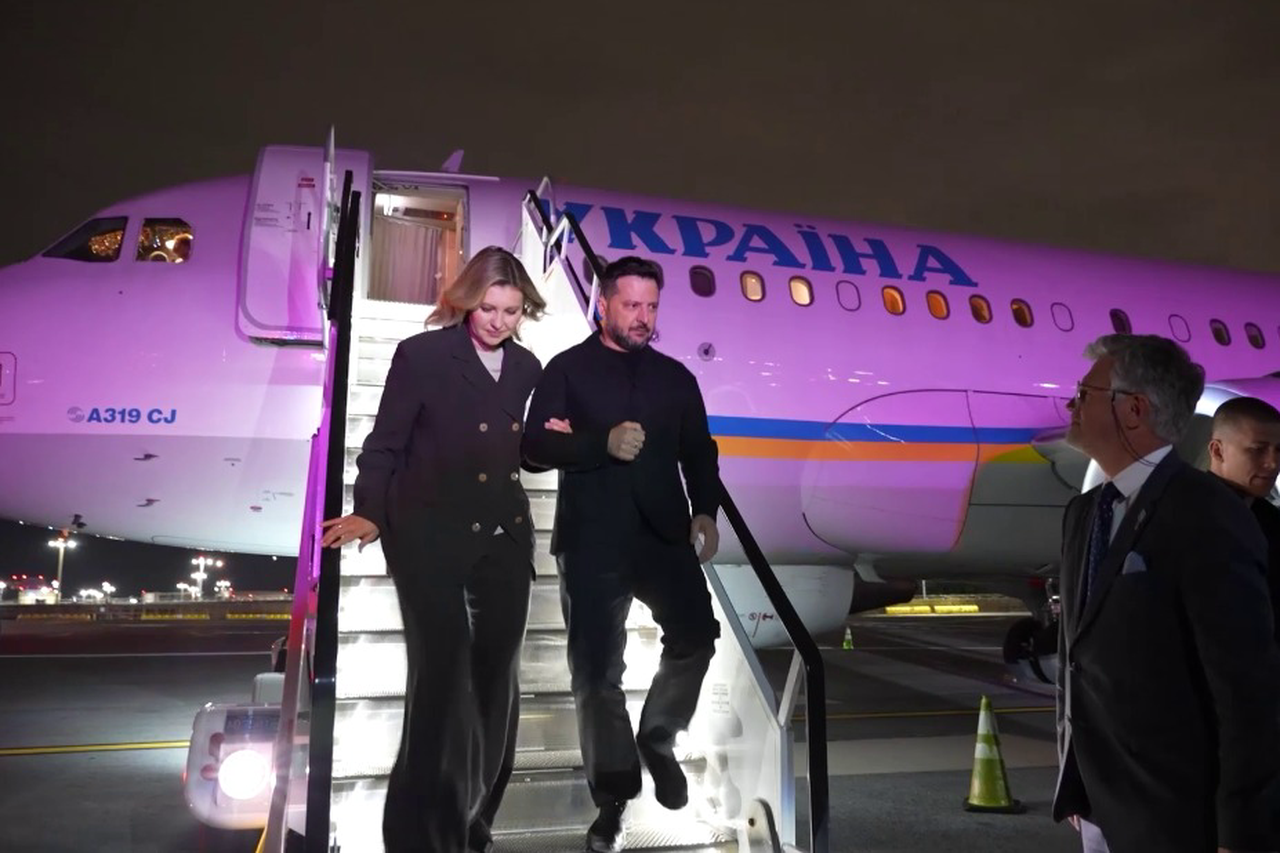Зеленский приехал на поклон к Трампу: первая за три месяца встреча, переговоры с Путиным, новые мольбы