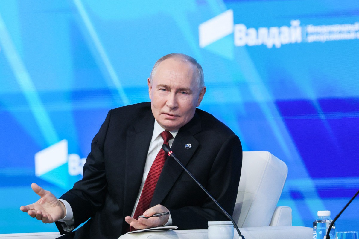 «Мы никого не пугаем»: Путин раскрыл смысл заявлений о Калининграде