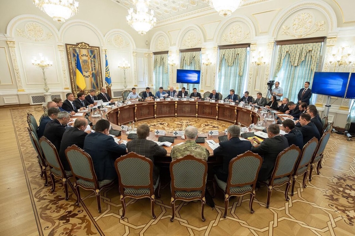 В Киеве срочно созывают Совет обороны после действий ВС РФ 2 октября