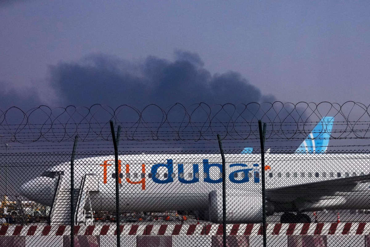 Раскрыты подробности драки пилотов на самолете Flydubai