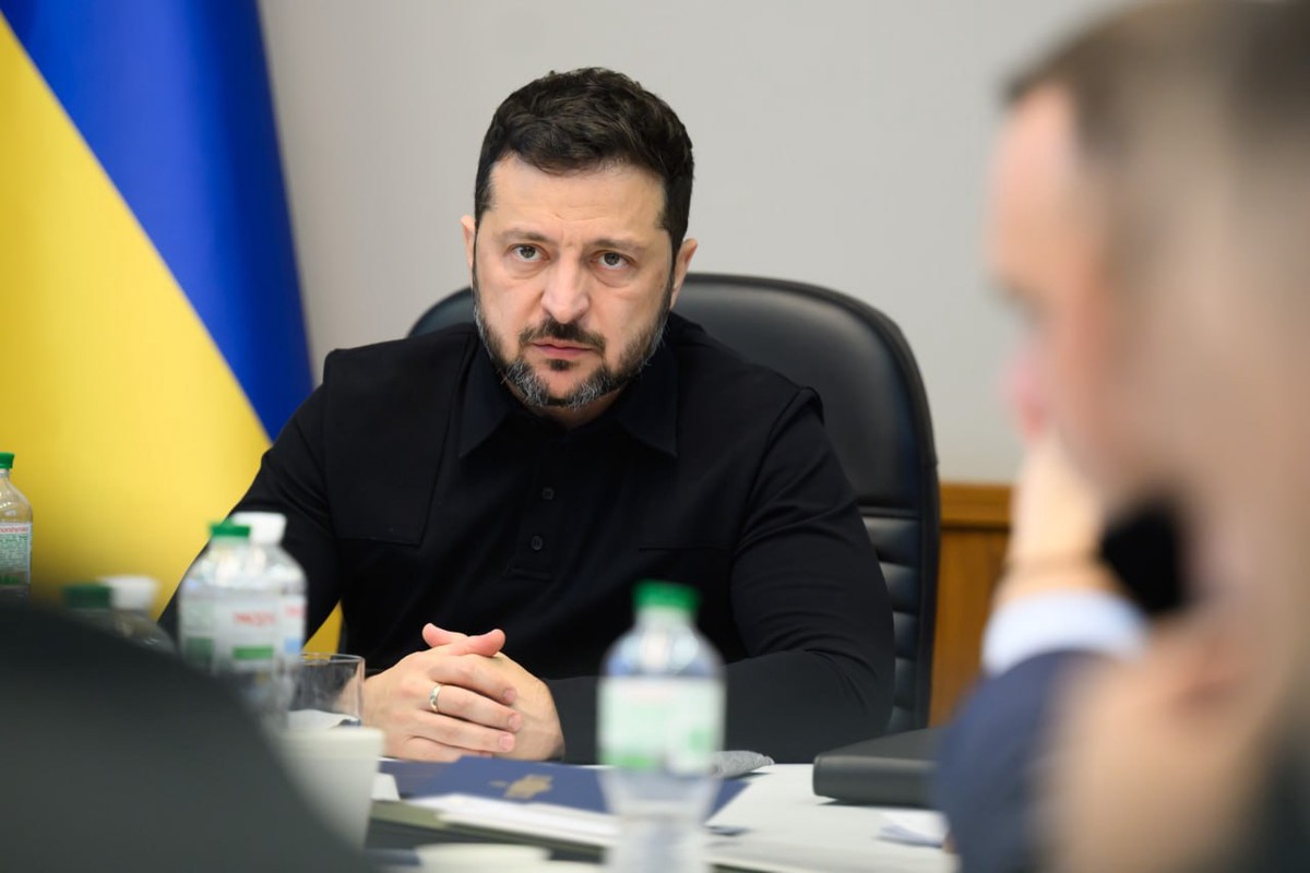 Зеленский подписал новые санкционные указы против России