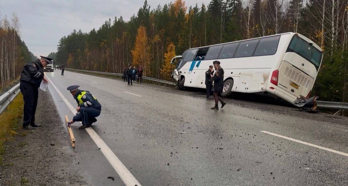 Два человека погибли в ДТП с автобусом на Режевском тракте