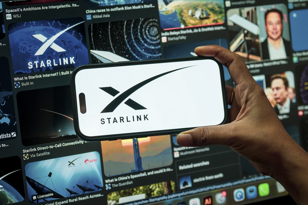Кремль осудил военное применение Starlink