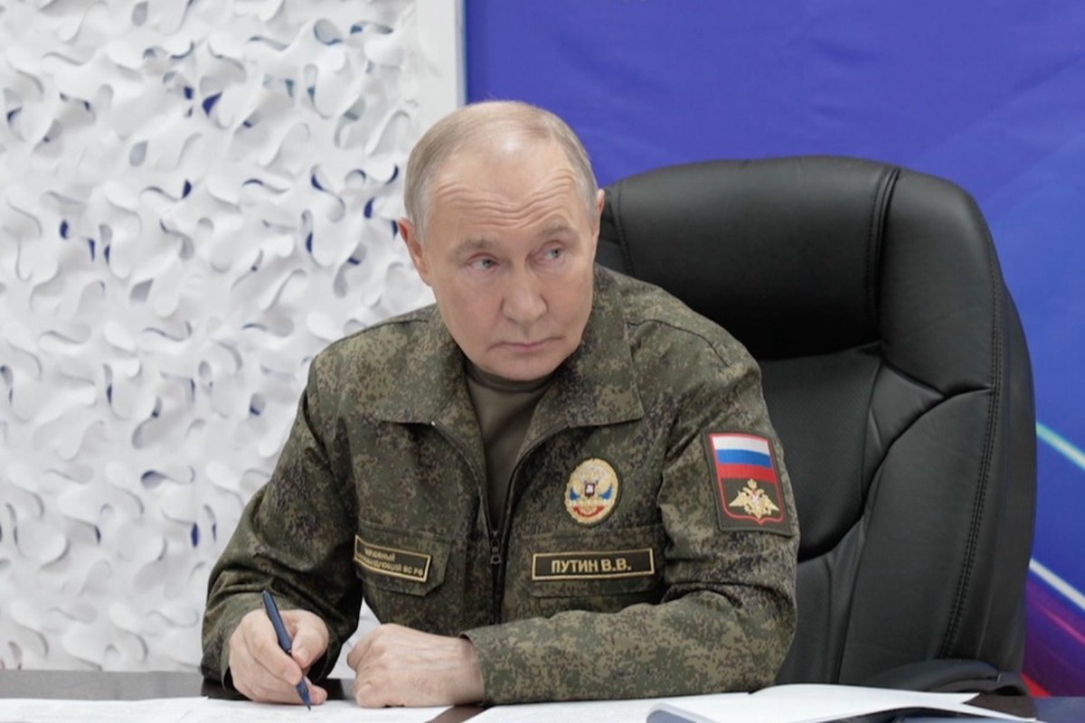 Путин посетил пункт управления войсками в зоне СВО