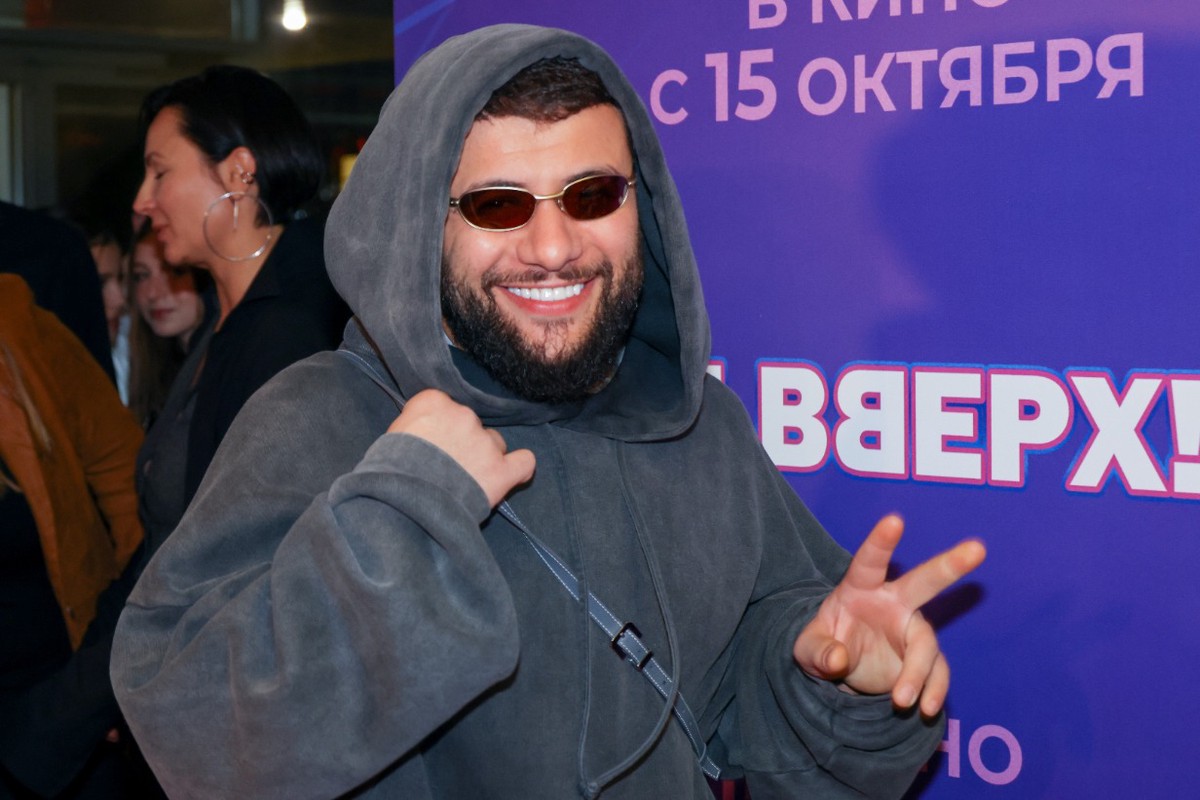 Юрист рассказал, что ждет рэпера Navai после выдворения из Казахстана