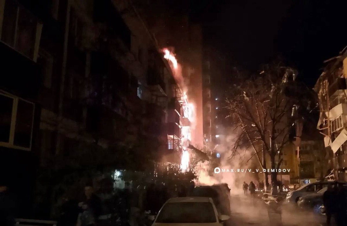 Массированная атака на Белгород привела к гибели мирного жителя