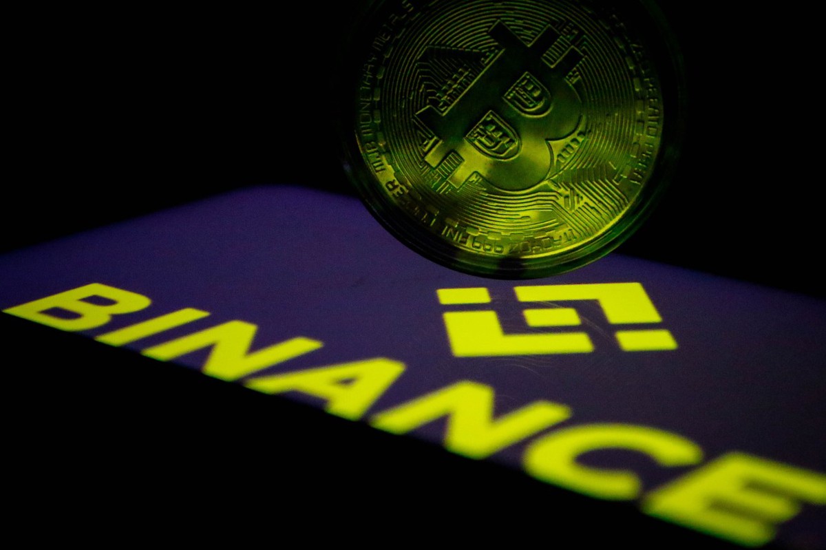 Криптобиржа Binance начала восстанавливаться после взлома