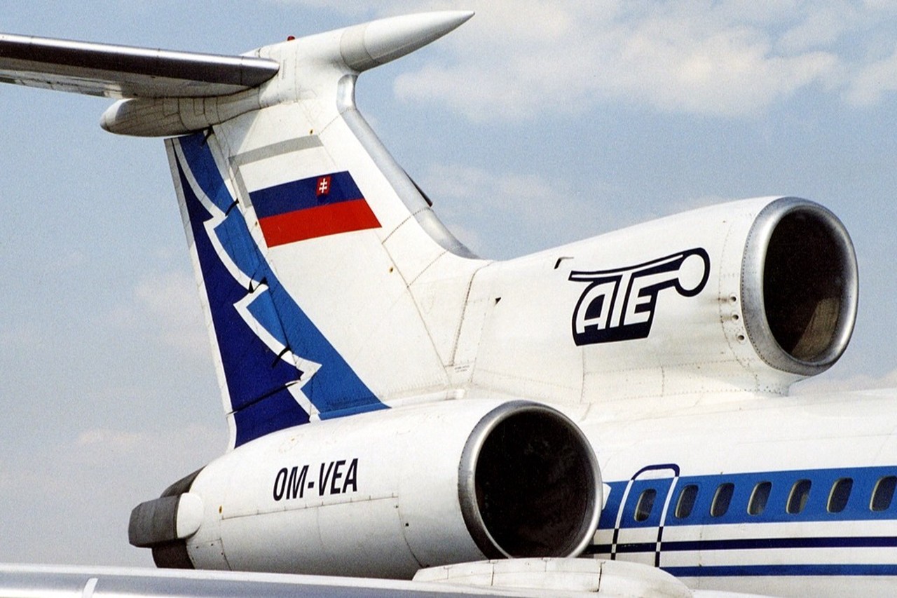 Крики в эфире и обгоревший сандалик: как украинская ракета попала в Ту-154М и разрушила десятки семей