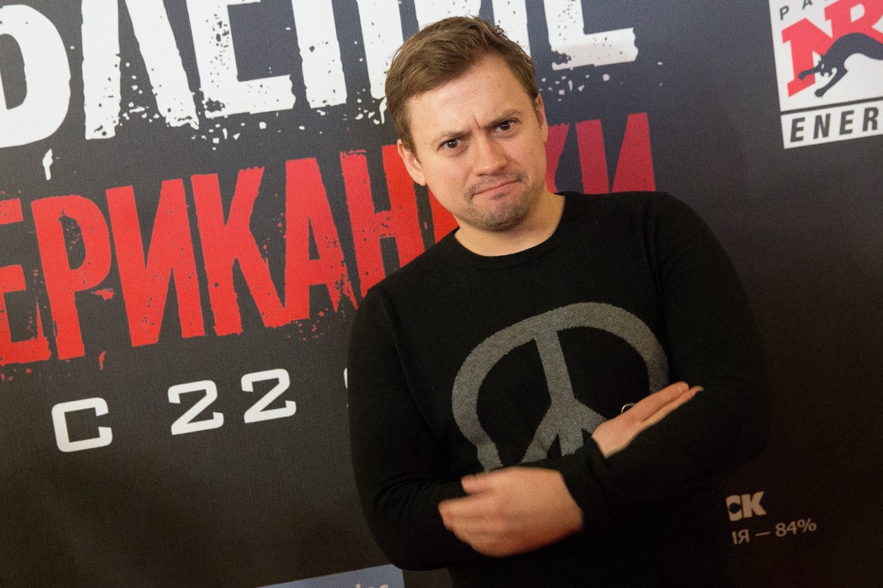 Внебрачный сын, ДТП в пьяном виде, слухи о критике СВО: куда пропал звезда «Универа» Арарат Кещян