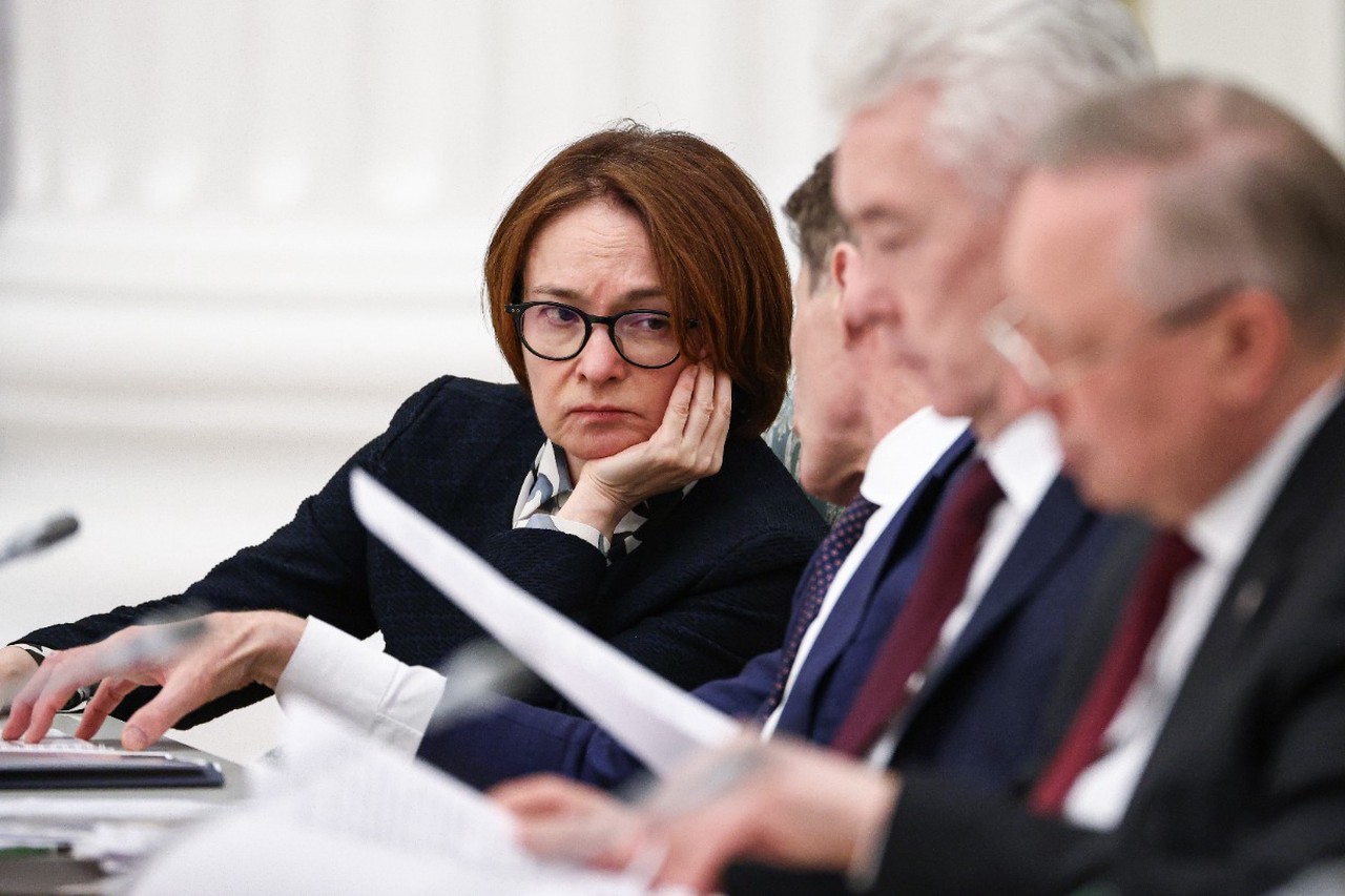 Слухи об отставке, красивые брошки, споры с министрами: что известно о стальной леди Эльвире Набиуллиной