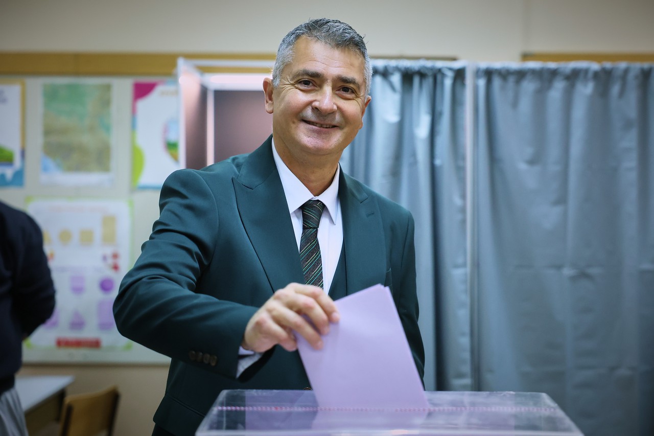 Вучич проиграл, санкции Сербии против России, когда введут визы? Итоги парламентских выборов